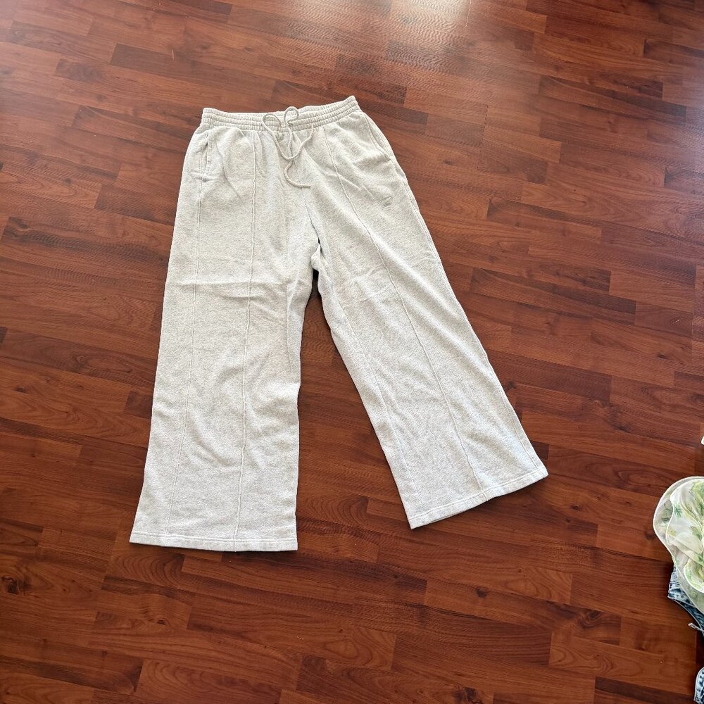 PINK Grey Wide Leg Sweatpants